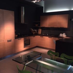 CUCINA “SANTA FE'” IMPIALLACCIATO ROVERE NATURALE